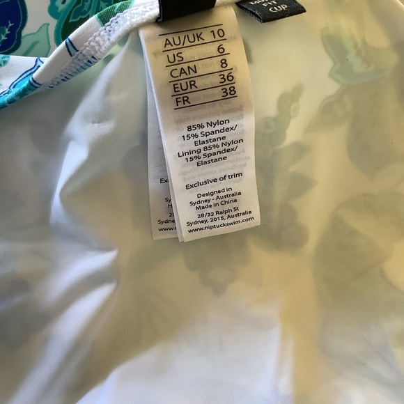 Niptuck Floral Blue and Green One Piece Swimsuit Size 6 Like New - Picture 8 of 9